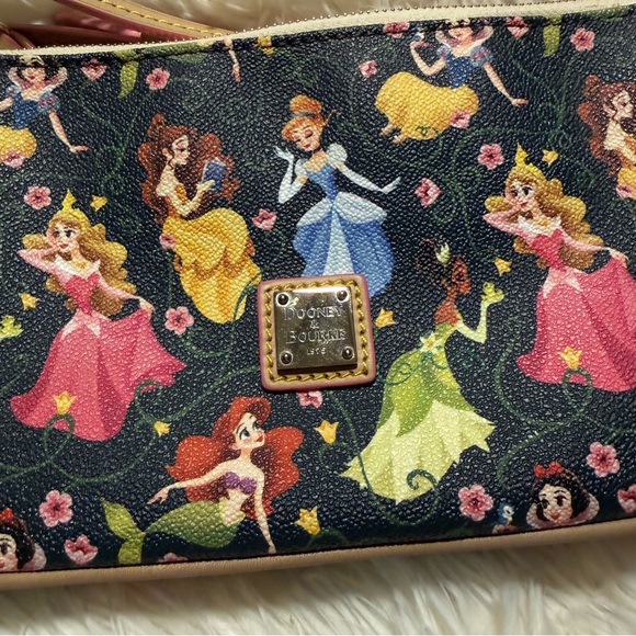 Disney Dooney Princesses Crossbody - Picture 5 of 10